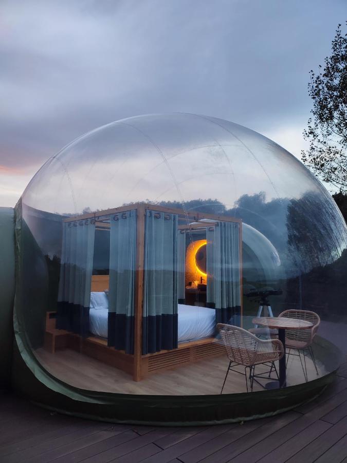 Luzada Glamping Burbujas - Designed For Adults Hotel Juances Ngoại thất bức ảnh